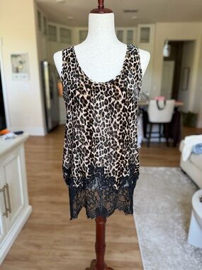 Gold Hawk NWT Leopard Print Lace-Hem Sleeveless Tank Top - Black/Tan